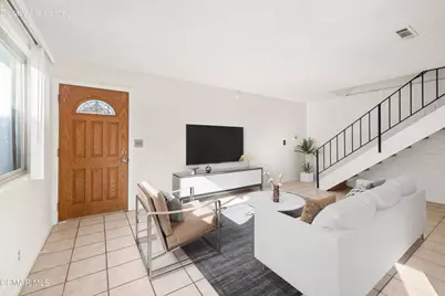 2026 Calle La Sombra #2, Simi Valley, CA 93063 - Photo 7