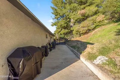 18712 Vicci Street, Canyon Country, CA 91351 - Photo 31