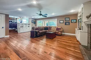 167 Siesta Ave, Thousand Oaks, CA 91360 - Photo 21