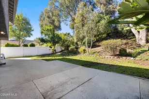 317 Los Vientos Dr, Newbury Park, CA 91320 - Photo 21