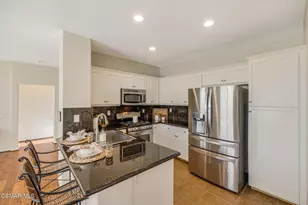 6841 Sperryville Ln, Moorpark, CA 93021 - Photo 13