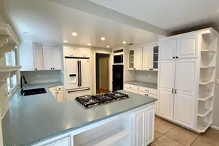 1435 Morrow Cir, Thousand Oaks, CA 91362 - Photo 3