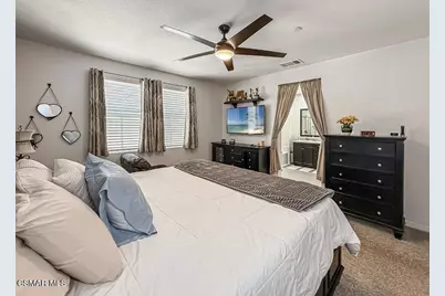 26707 Lexington Lane, Saugus, CA 91350 - Photo 17