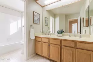 368 Pellburne Ct, Simi Valley, CA 93065 - Photo 35