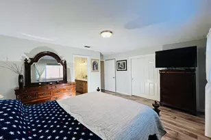 197 Creekside Cir, Sacramento, CA 95823 - Photo 13