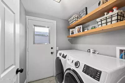 1141 Canyon Crest Court, Thousand Oaks, CA 91360 - Photo 39