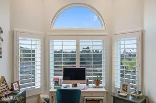 3085 Grandoaks Dr, Westlake Village, CA 91361 - Photo 25