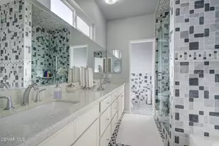 17522 Sherman Way, Van Nuys, CA 91406 - Photo 11