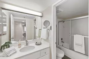 697 Sutton Crest Trail, Oak Park, CA 91377 - Photo 25