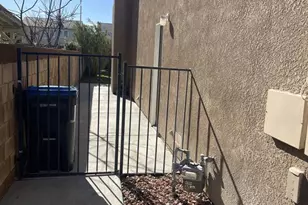 4244 Jonathon St, Lancaster, CA 93536 - Photo 11