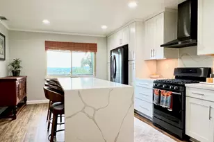 15652 Hillview Ln, Granada Hills, CA 91344 - Photo 7