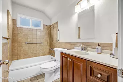 17400 Cantlay Street, Lake Balboa, CA 91406 - Photo 13