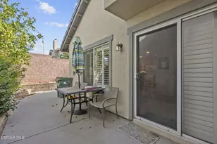 2046 Freesia Ave, Simi Valley, CA 93063 - Photo 31