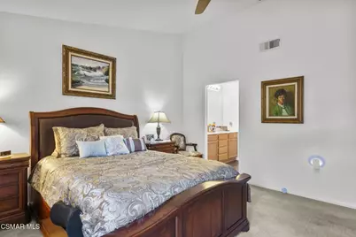 2046 Freesia Avenue, Simi Valley, CA 93063 - Photo 7