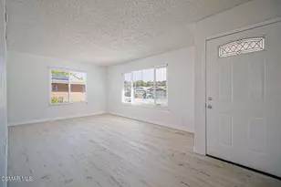 22949 Sycamore Creek Dr, Valencia, CA 91354 - Photo 7