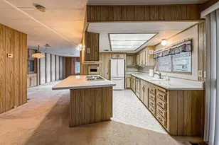 195 Tierra Rejada Road, Simi Valley, CA 93065 - Photo 9