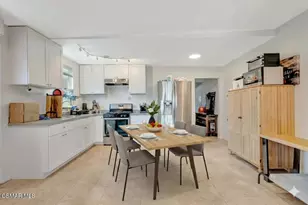 7322 Lindley Ave, Reseda, CA 91335 - Photo 23