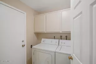 5614 Roundtree Pl, Westlake Village, CA 91362 - Photo 23