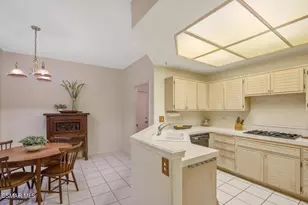 5614 Roundtree Pl, Westlake Village, CA 91362 - Photo 17