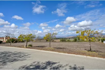 769 Via Terrado, Camarillo, CA 93010 - Photo 5