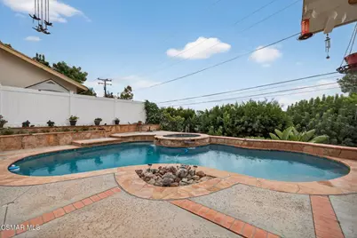 250 W Avenida De Las Flores, Thousand Oaks, CA 91360 - Photo 13