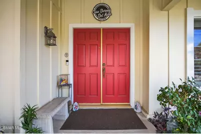 250 W Avenida De Las Flores, Thousand Oaks, CA 91360 - Photo 3