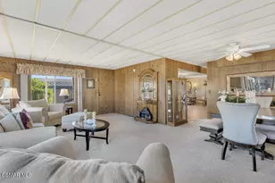 92 Poinsettia Gardens Dr, Ventura, CA 93004 - Photo 9