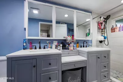 1231 Bluebell Street, Oxnard, CA 93036 - Photo 21