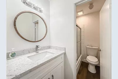 5349 Newcastle Avenue #28, Encino, CA 91316 - Photo 17