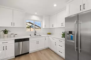 1442 Sorrel St, Simi Valley, CA 93065 - Photo 3