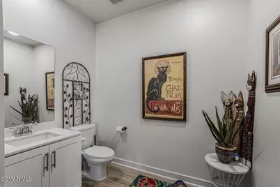 2870 Wagon Wheel Road #203, Oxnard, CA 93036 - Photo 5