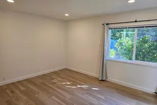 1404 Suffolk Ave, Thousand Oaks, CA 91360 - Photo 13