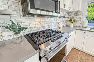 1915 Woodside Dr, Thousand Oaks, CA 91362 - Photo 9