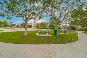 1743 Duskwood Way, Simi Valley, CA 93065 - Photo 53