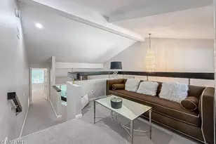 4695 Club View Dr, Westlake Village, CA 91362 - Photo 13