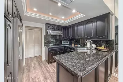 4695 Club View Drive, Westlake Village, CA 91362 - Photo 7