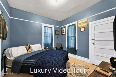 638 N Bunker Hill Avenue, Los Angeles, CA 90012 - Photo 17