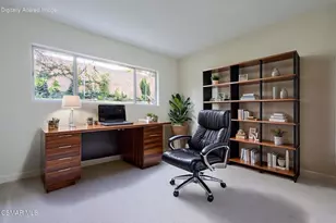 2085 Rayshire St, Thousand Oaks, CA 91362 - Photo 21