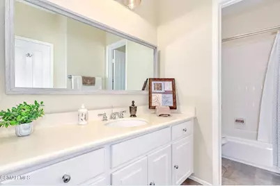 11825 Trapani Court, Moorpark, CA 93021 - Photo 37