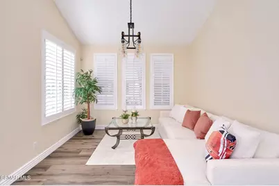 11825 Trapani Court, Moorpark, CA 93021 - Photo 7