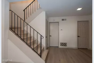 250 Mariposa Drive, Newbury Park, CA 91320 - Photo 5