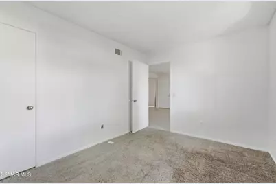 15242 Campus Park Drive #E, Moorpark, CA 93021 - Photo 7
