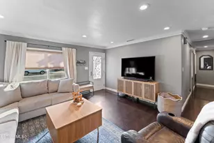2325 Wisteria St, Simi Valley, CA 93065 - Photo 5