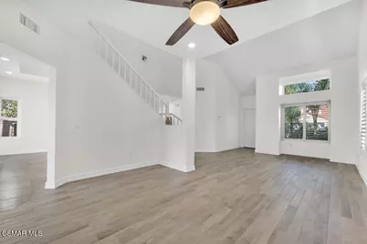 15428 Braun Court, Moorpark, CA 93021 - Photo 5