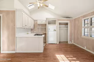 5525 Simpson Ave, Valley Village, CA 91607 - Photo 23