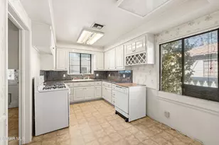 5525 Simpson Ave, Valley Village, CA 91607 - Photo 7