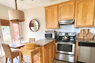 32502 Pinebluff Pl, Westlake Village, CA 91361 - Photo 5