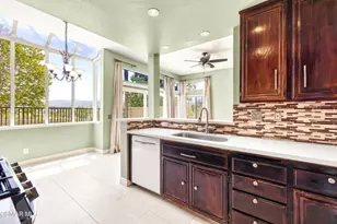 600 Kingswood Ln, Simi Valley, CA 93065 - Photo 13