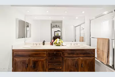 600 Kingswood Lane #G, Simi Valley, CA 93065 - Photo 17