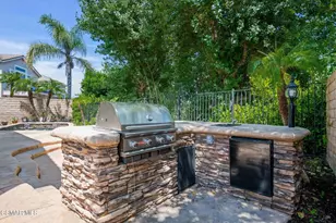 335 Kitetail St, Simi Valley, CA 93065 - Photo 25